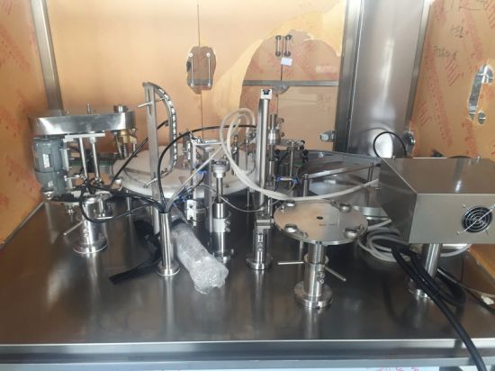 Машина для наполнения и закупорки фармацевтических флаконов Bkbg