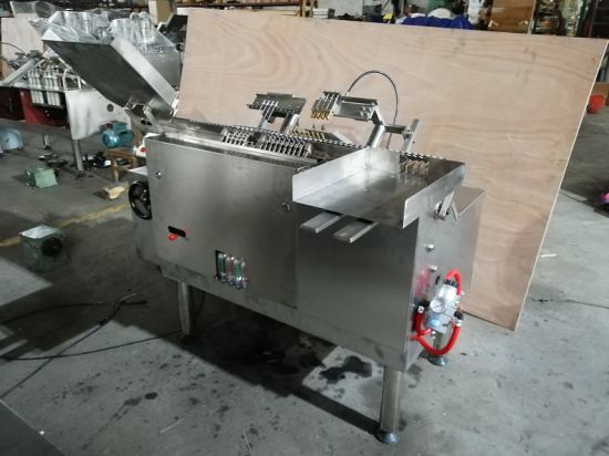 Машина для наполнения и запечатывания инъекционных ампул соответствует стандартам GMP