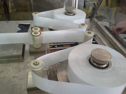 Машина для наполнения алюминиевой упаковки в уретральные суппозитории (ZS-U)