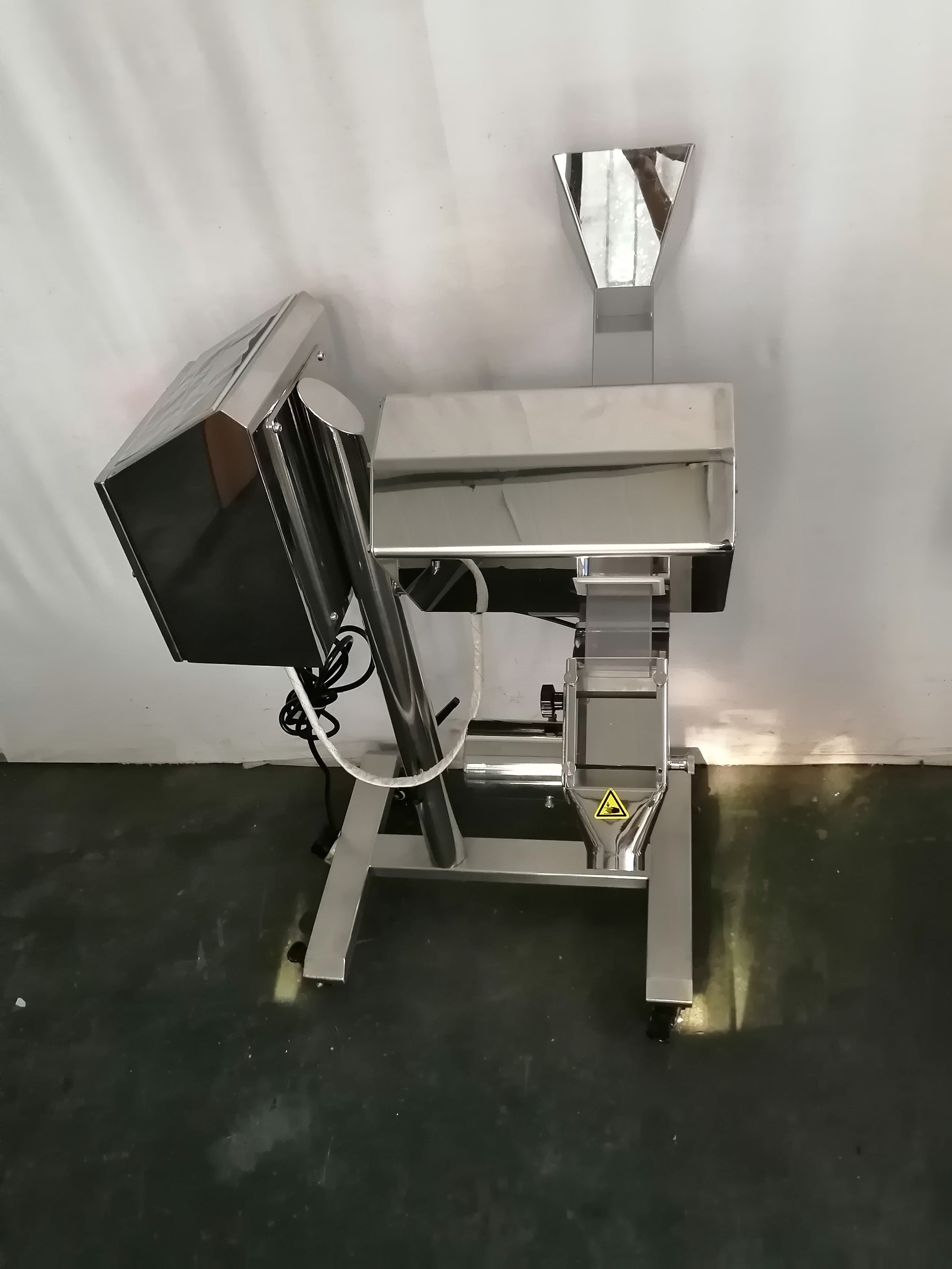 Китай Поставка фармацевтических продуктов питания Таблетка Капсула Металлоискатель Встреча с GMP