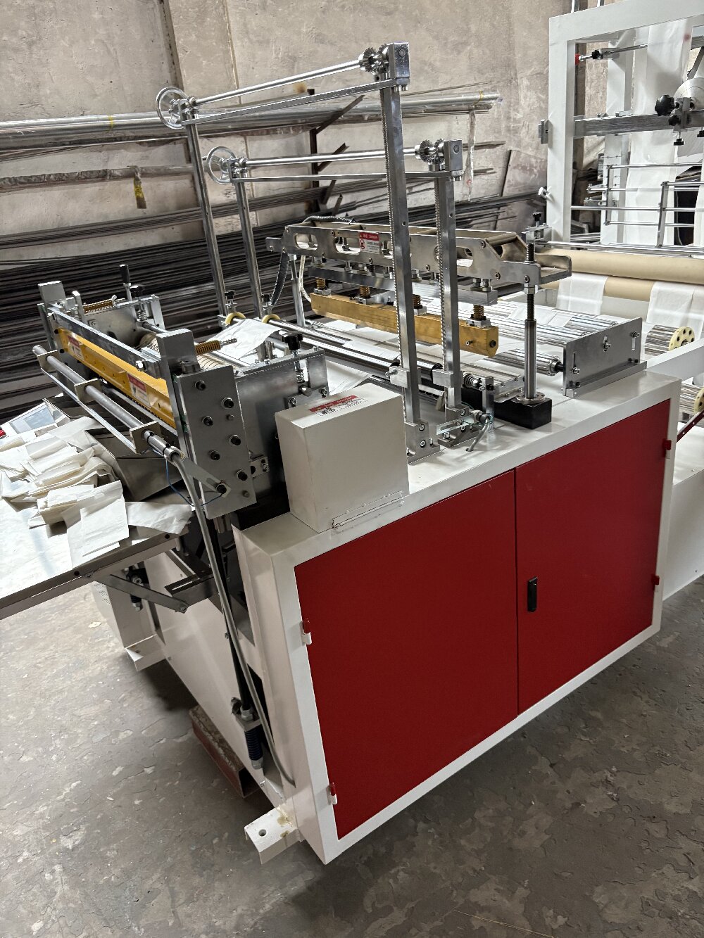 Заводское производство упаковочной машины для соли и приправ для пустых чайных пакетиков с длинным языком, заткнутых фильтровальной бумагой