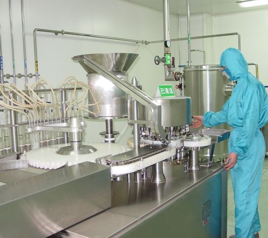 Автоматическая машина для укупорки бутылок для фармацевтической промышленности