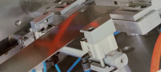 Блистерная упаковочная машина для таблеток Middel Speed ​​из алюминия и ПВХ (DPP110)