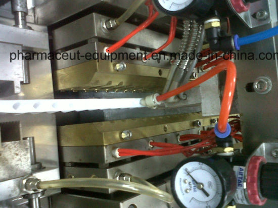 Машина для резки и упаковки суппозиториев для медицинского использования