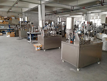 Машина для наполнения мягких туб