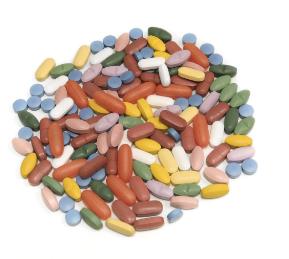 Фабрика BYC600 поставляет машину для нанесения покрытия на шоколадные конфеты и сахарные конфеты из нержавеющей стали SUS304. 