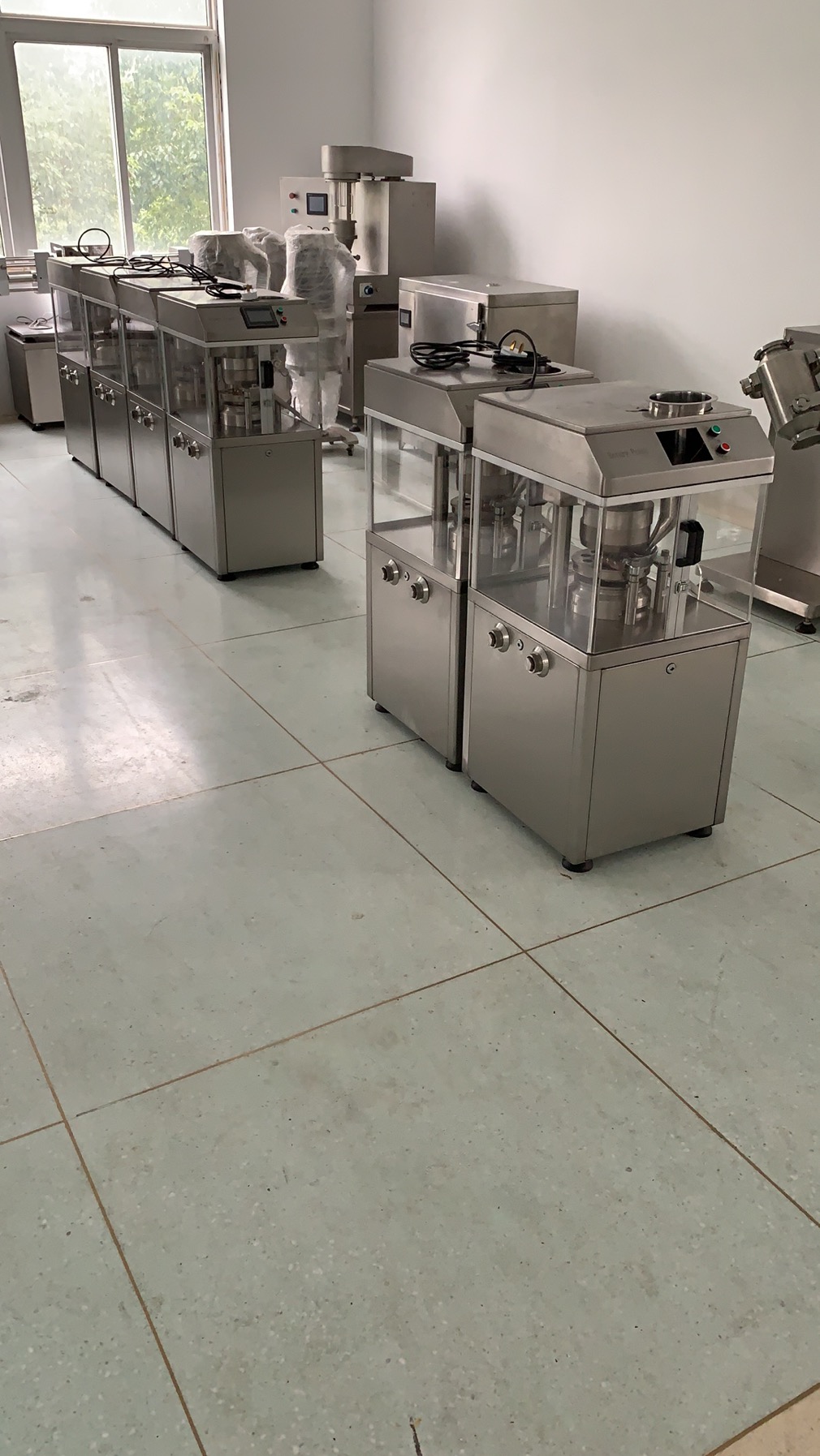 DP12A Фармацевтическая машина с одним пуансоном Таблеточный пресс 