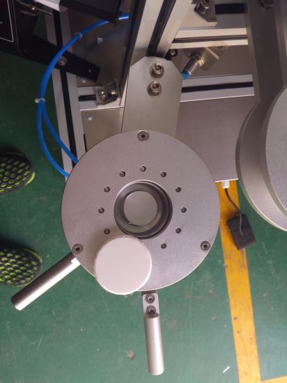 Ручная машина для упаковки мыла в мини-отеле Ht900