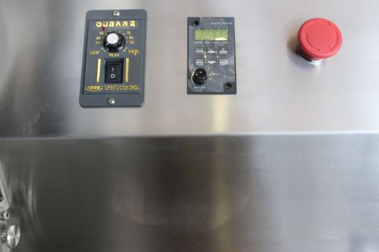 Корпус капсулы и крышка фармацевтической машины отделяют машину для переработки порошка открывалки