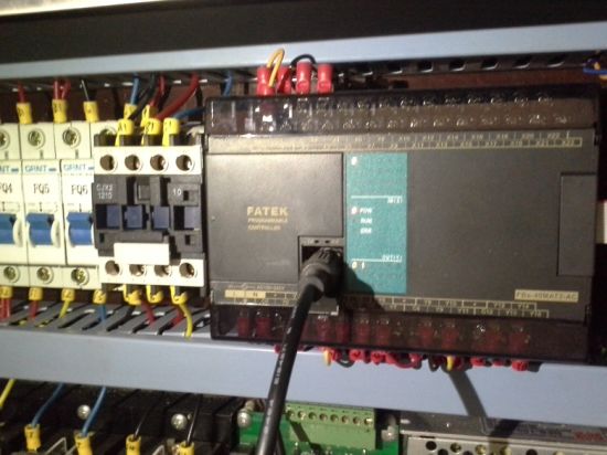 Машина для наполнения и запечатывания пластиковых ампул для косметических кремов (рук/лиц/ног)