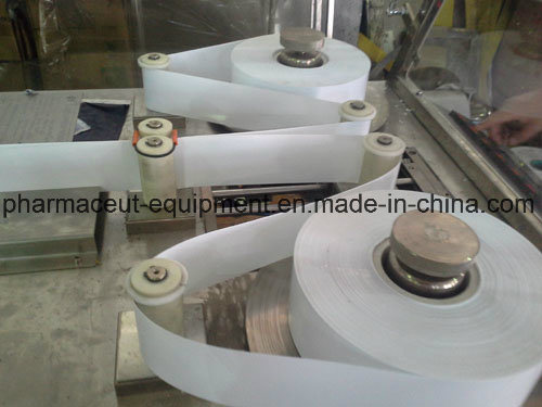 Машина для резки и упаковки суппозиториев для медицинского использования