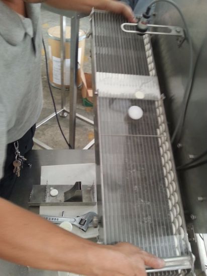 Шипучая таблетка в полипропиленовую трубку и машину для наполнения крышек из полиэтилена с сертификатом CE