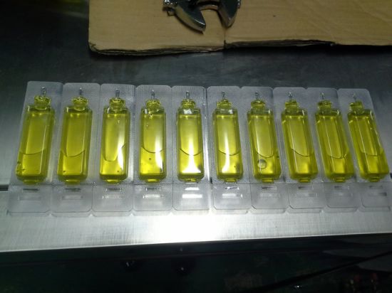 Машина для формования пластиковых ампул с пробиотиками на 5-10 мл (2-15 головок)