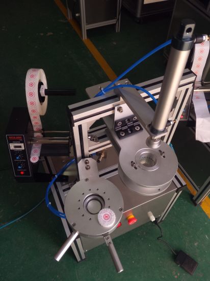 Ручная машина для упаковки мыла в мини-отеле Ht900